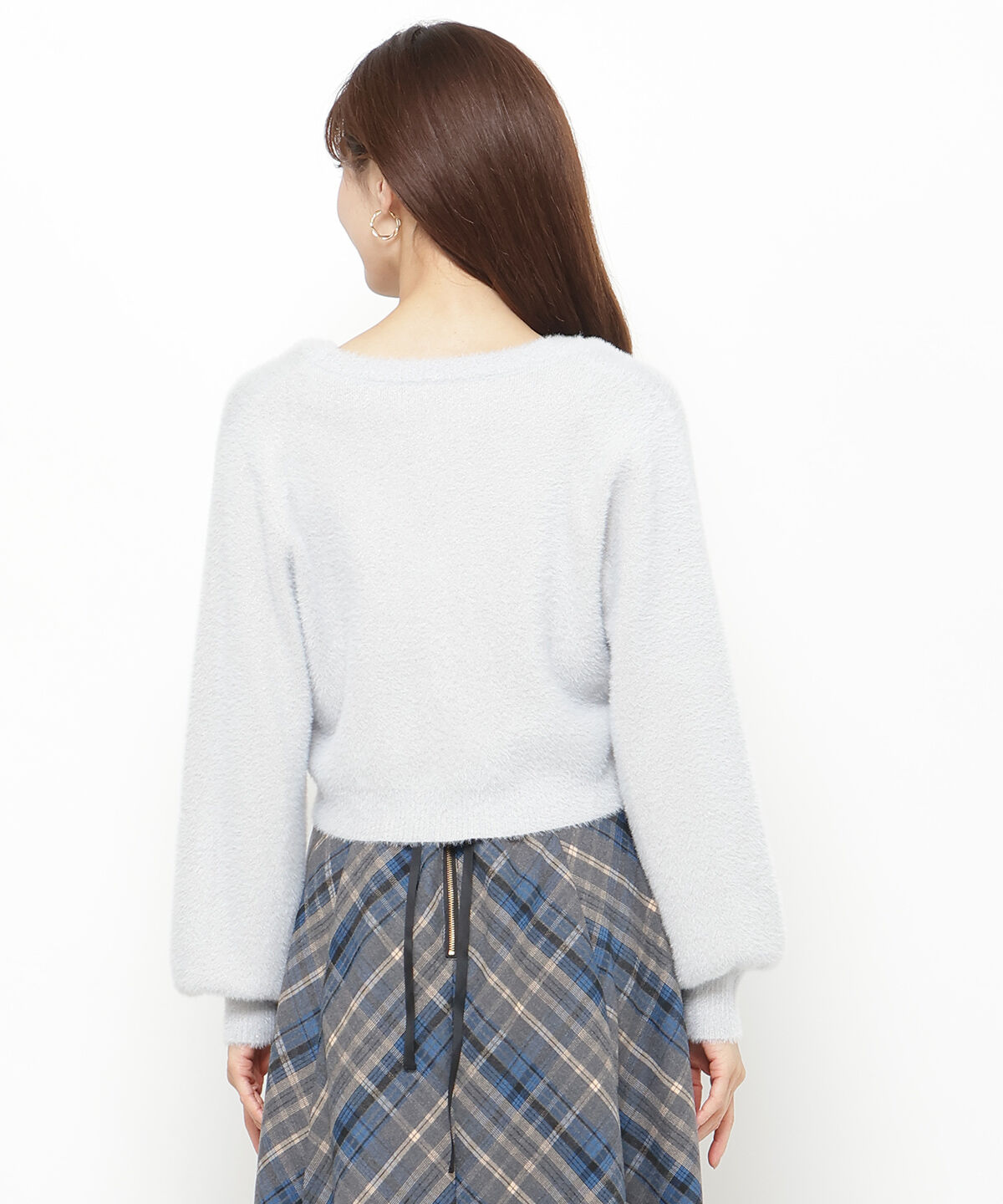 アンドクチュール「ラメフェザーVネックアンサンブル」|カーディガン|