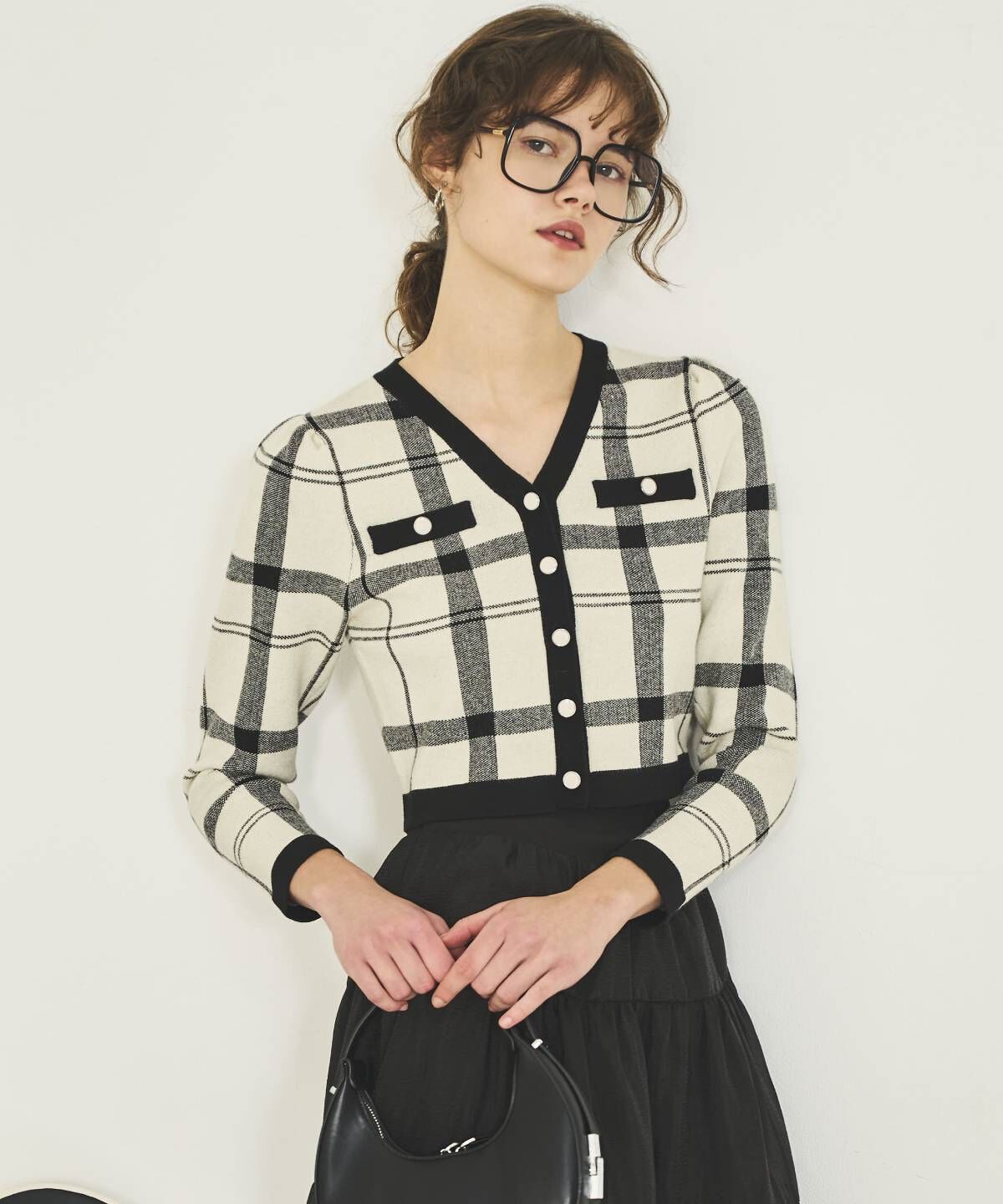 アンドクチュール「チェックジャガードVネックカーディガン」|カーディガン|