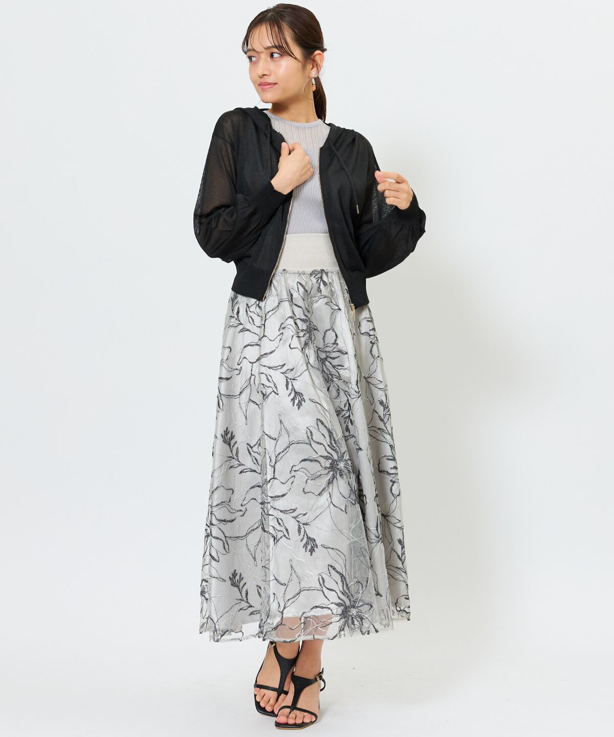 アンドクチュール「ラメフラワー刺繍チュールスカート」|フレア|