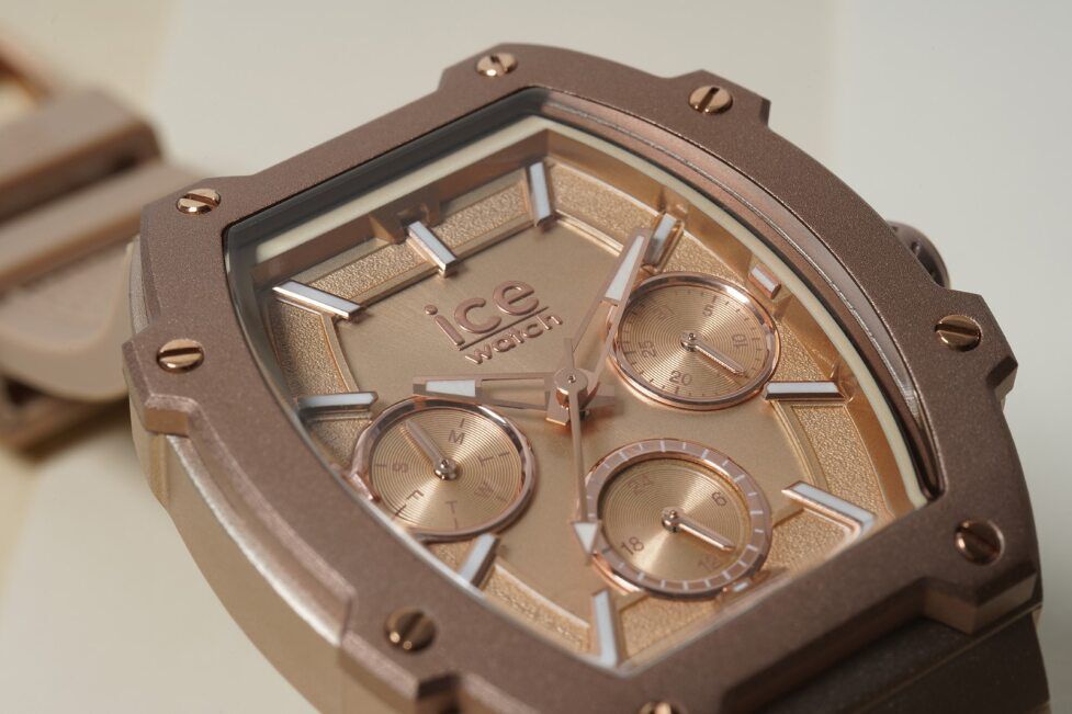 ICE-WATCH「〈ICE-WATCH(ｱｲｽｳｫｯﾁ)〉ICE boliday ﾀｲﾑﾚｽﾄｰﾌﾟ Alu ｽﾓｰﾙ MT」|腕時計|