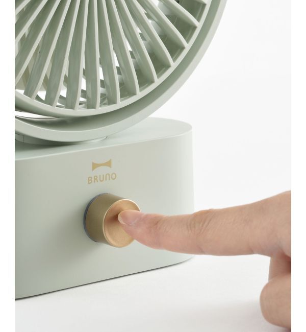 BRUNO「ポータブルスイングデスクファン」|電化製品|