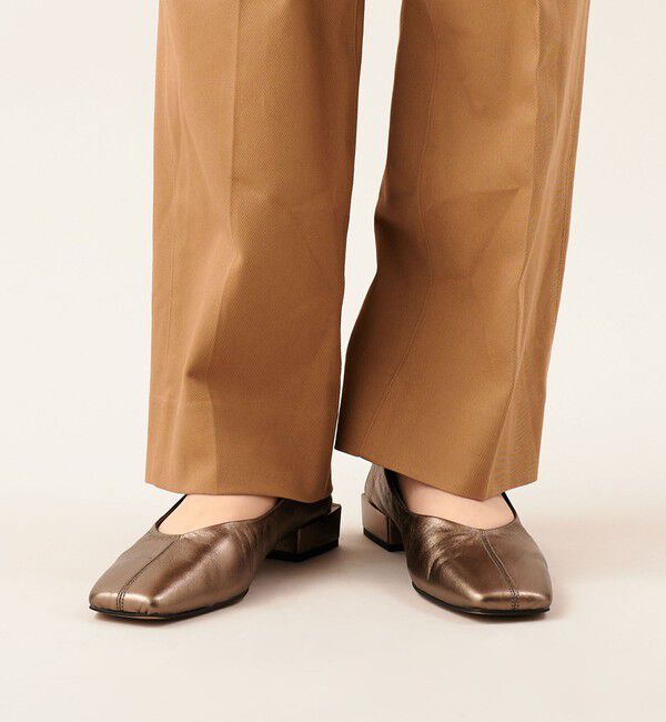 ODETTE E ODILE「スクエアセンターシーム フラット25&darr;&uarr;」|パンプス|