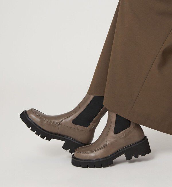 ODETTE E ODILE「チェルシーモカ ショートブーツ55&uarr;」|ショートブーツ|