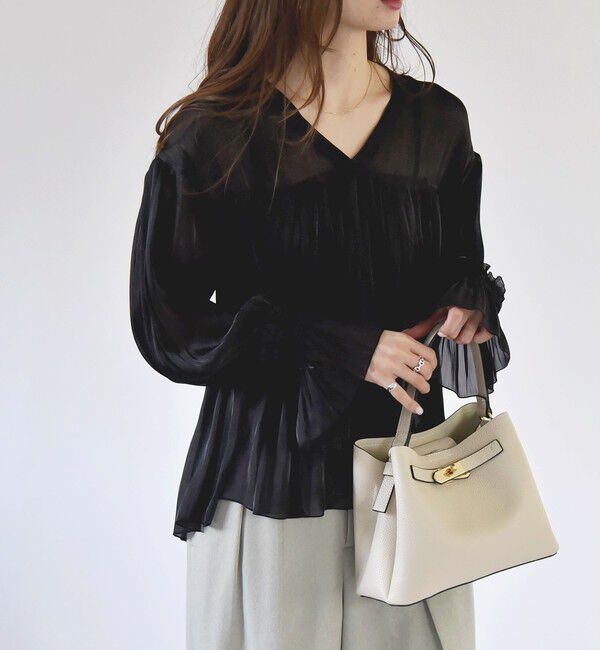 quaranciel「quaranciel:〈手洗い可能〉シアー シャイン サテン ギャザー ブラウス」|シャツ・ブラウス|
