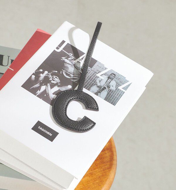 SHIPS for women「《予約》【WEB限定】George Cinq:イニシャル チャーム（ブラック）」|チャーム・キーホルダー|C