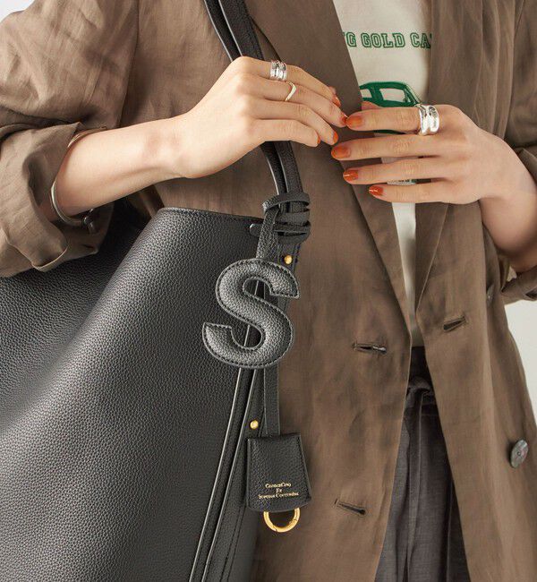 SHIPS for women「《予約》【WEB限定】George Cinq:イニシャル チャーム（ブラック）」|チャーム・キーホルダー|