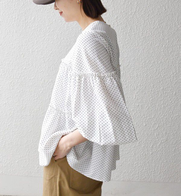 SHIPS any「SHIPS any:〈洗濯機可能〉ドット ノーカラー ティアード フレア ブラウス」|シャツ・ブラウス|