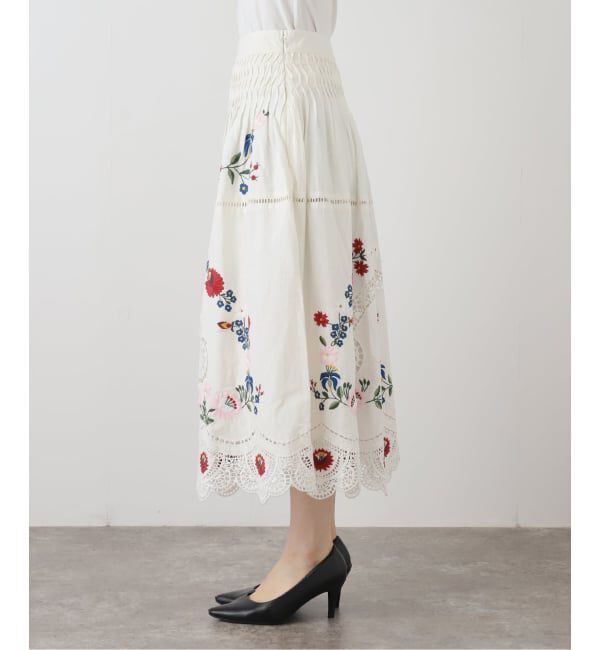 IENA LA BOUCLE「SEA NEW YORK/シー ニューヨーク CELIA EMBROIDERY MIDI SKIRT PF25-048」|スカート|