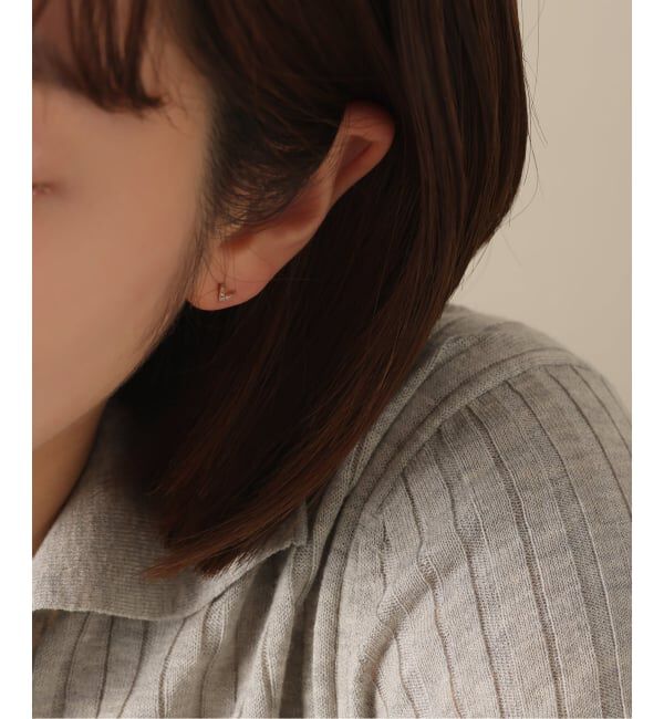 Lilas by Spick&Span「《WEB限定》Vラインダイヤピアス K10(両耳)」|ピアス|ゴールド
