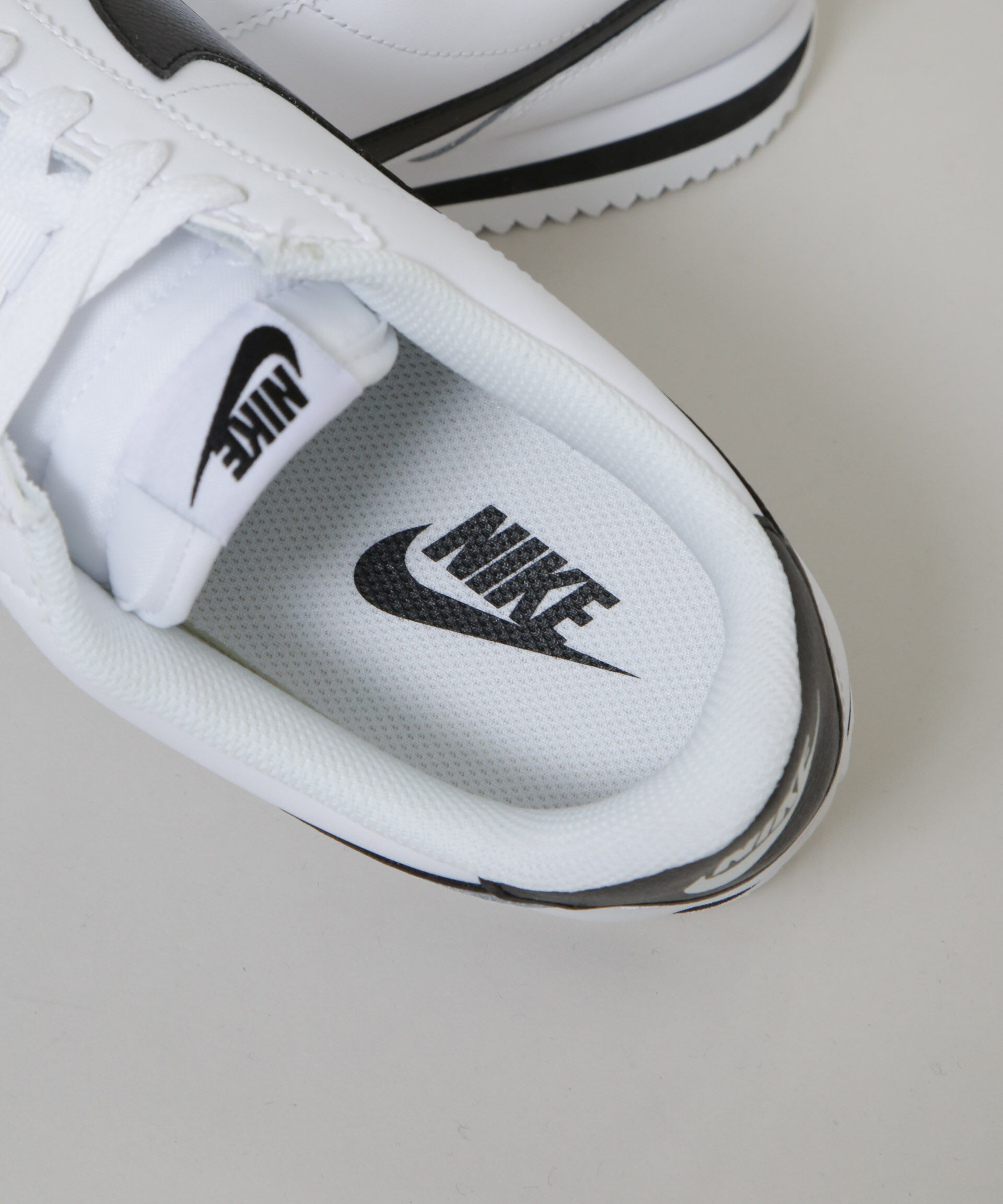 nano･universe「NIKE/ナイキ コルテッツ」|スニーカー|