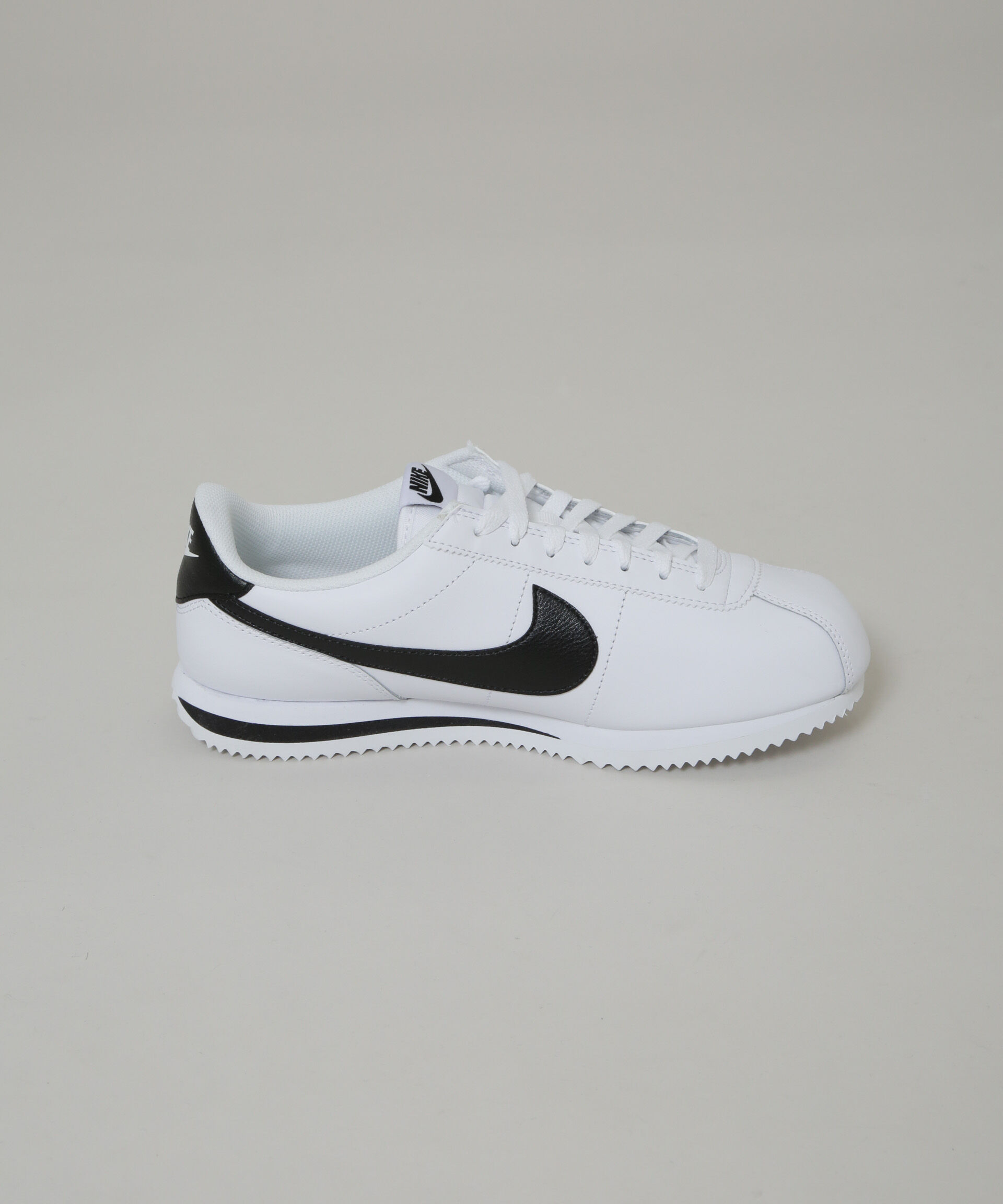 nano･universe「NIKE/ナイキ コルテッツ」|スニーカー|