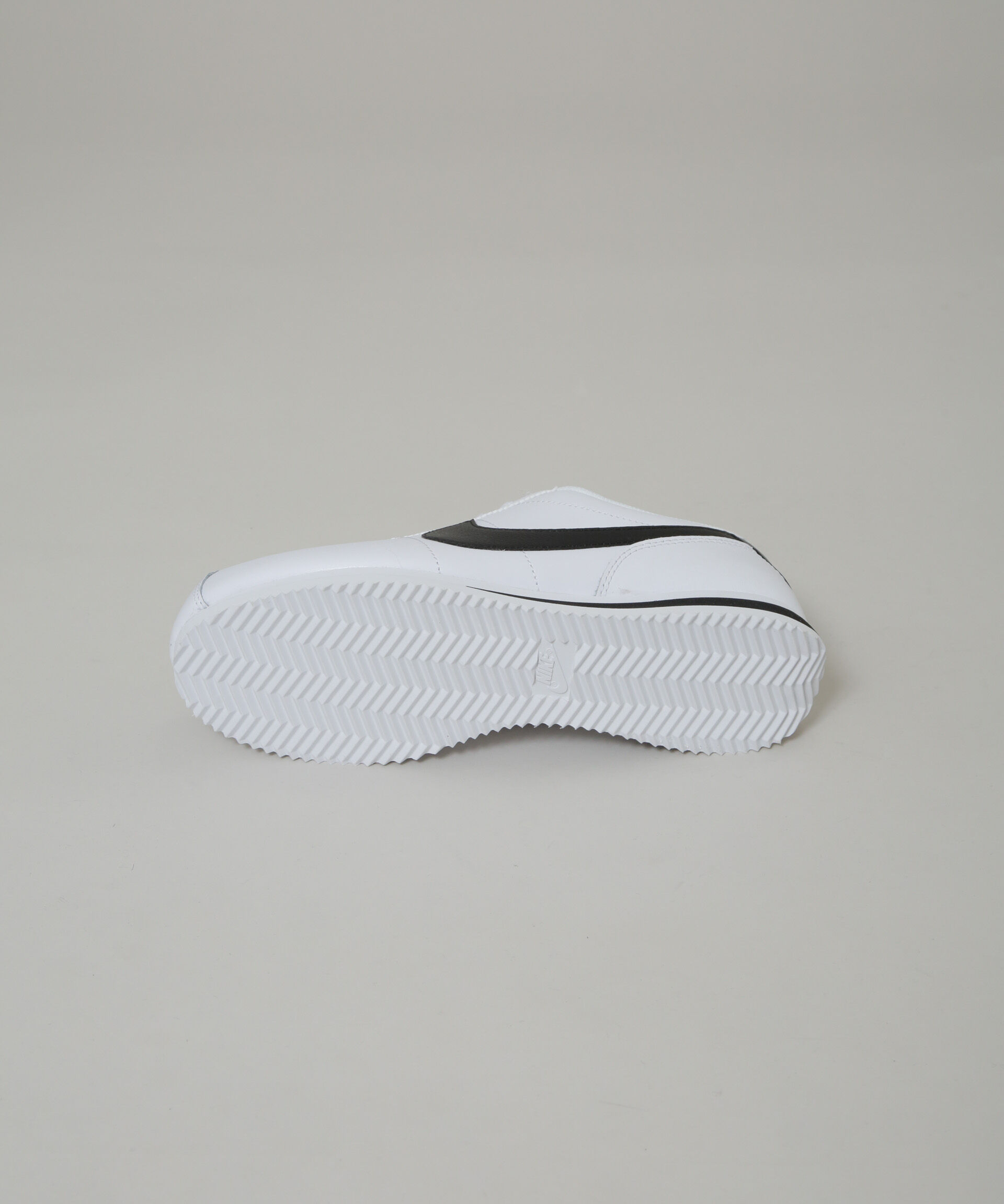 nano･universe「NIKE/ナイキ コルテッツ」|スニーカー|