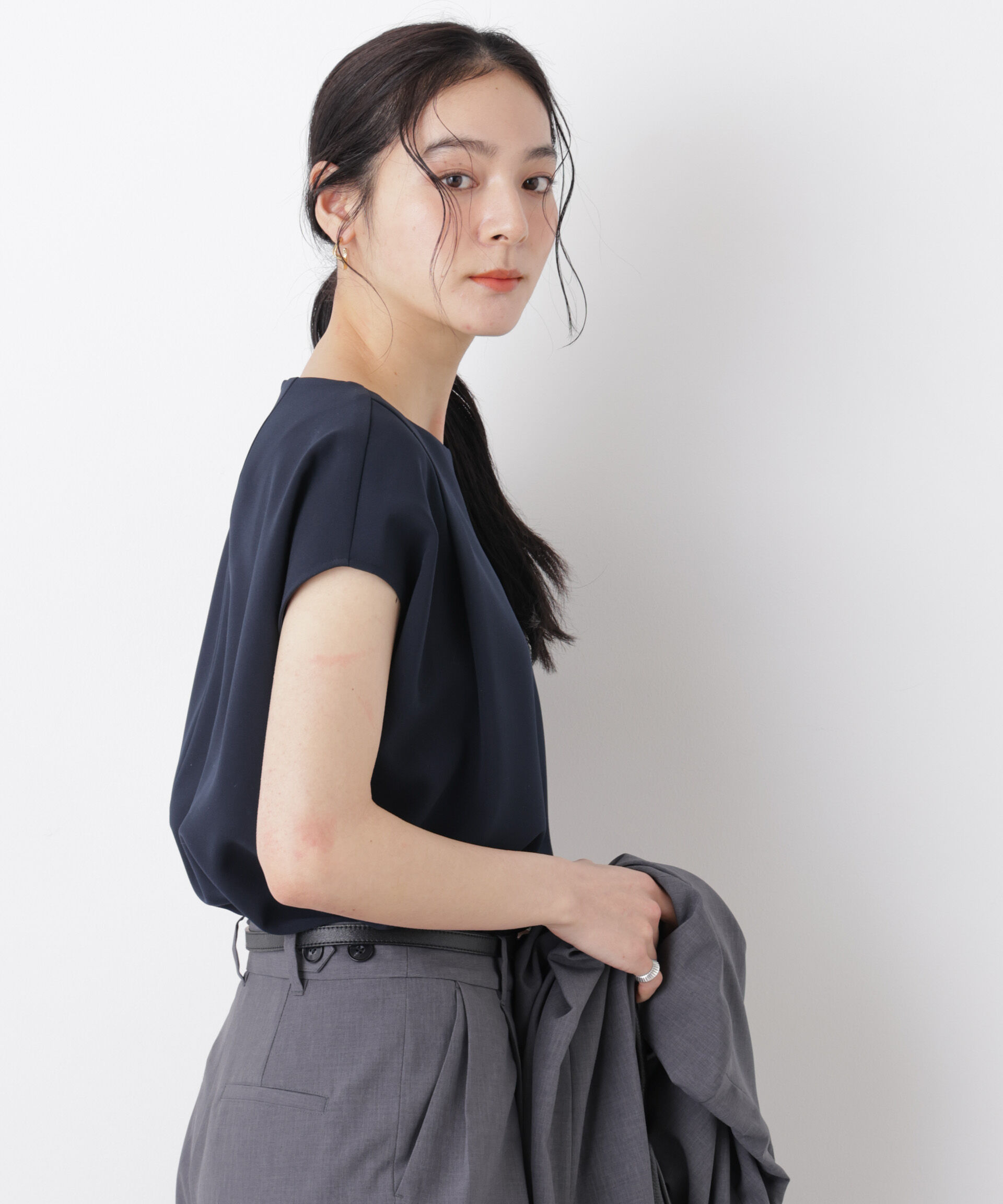 nano･universe「DressT/ボートネックタックコクーンブラウス」|シャツ・ブラウス|