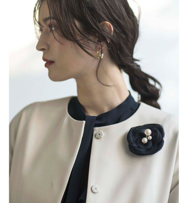 組曲「エアリーフラワーパールコサージュ」|ブローチ・コサージュ|ネイビー系