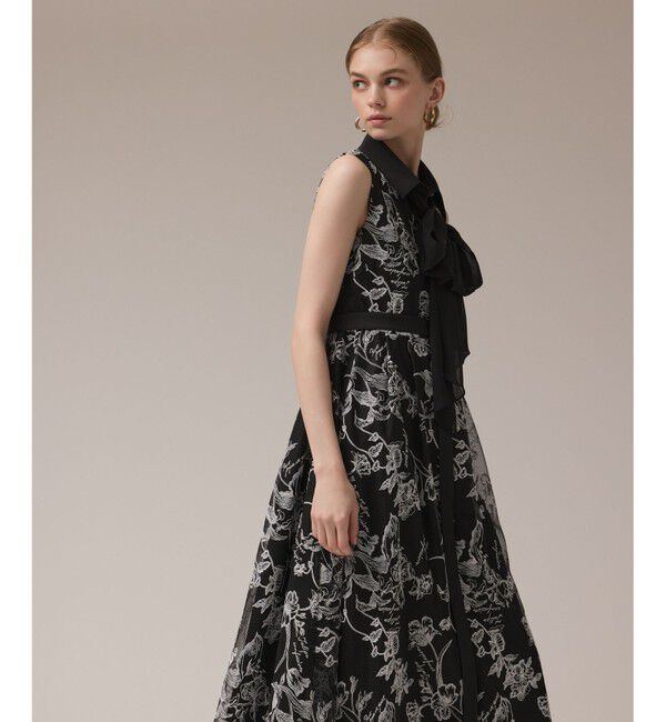 GRACE CONTINENTAL「フラワー刺繍ボウタイドレス」|ドレス|