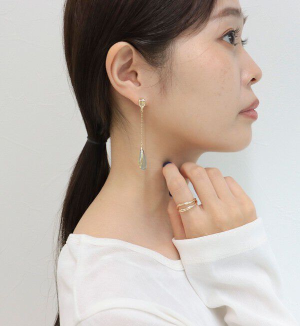 fredy emue「スイングドロップストーンピアス」|ピアス|