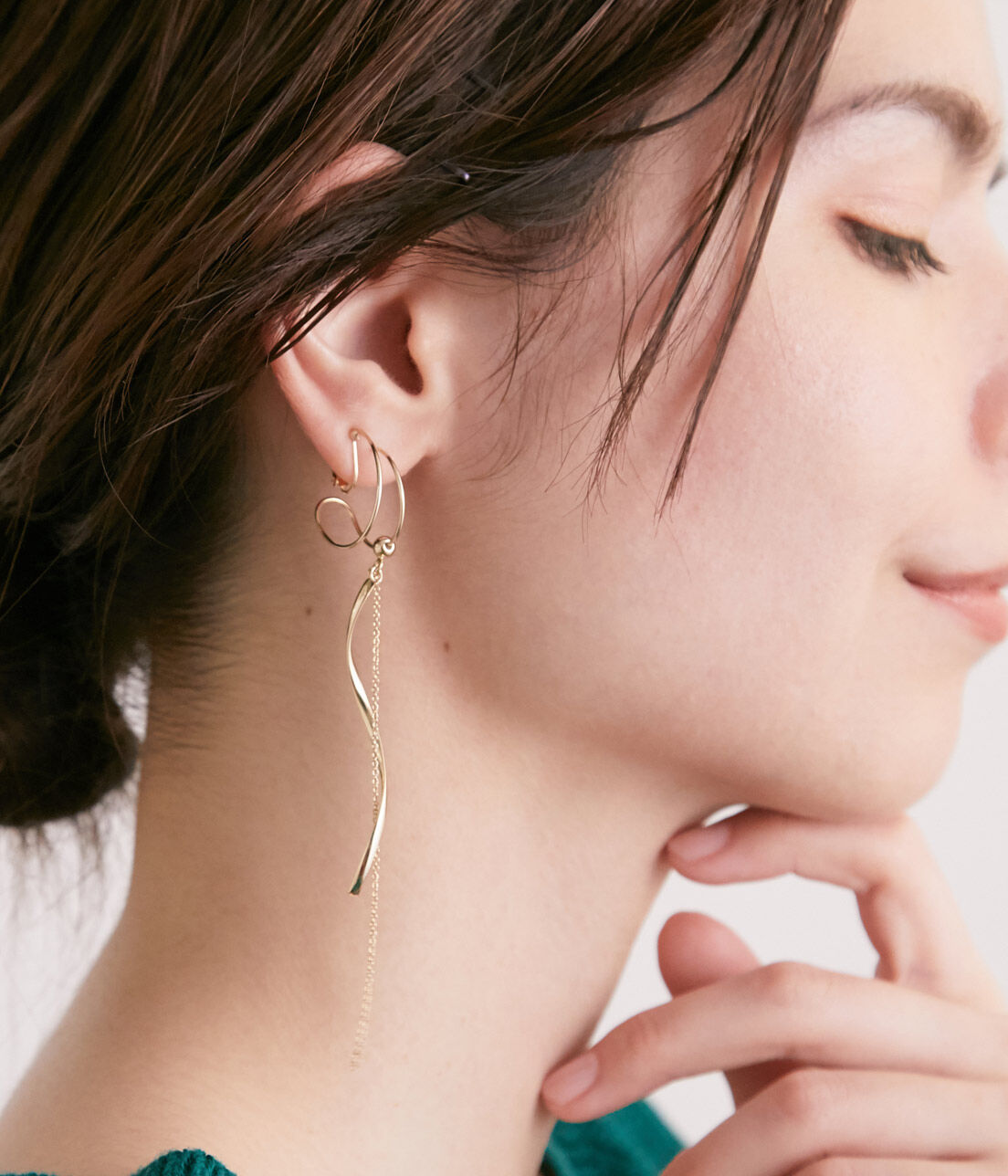 SALON adam et rope'「【SALONオリジナルBOX付き】14KGFツイストフープイヤリング」|イヤリング|