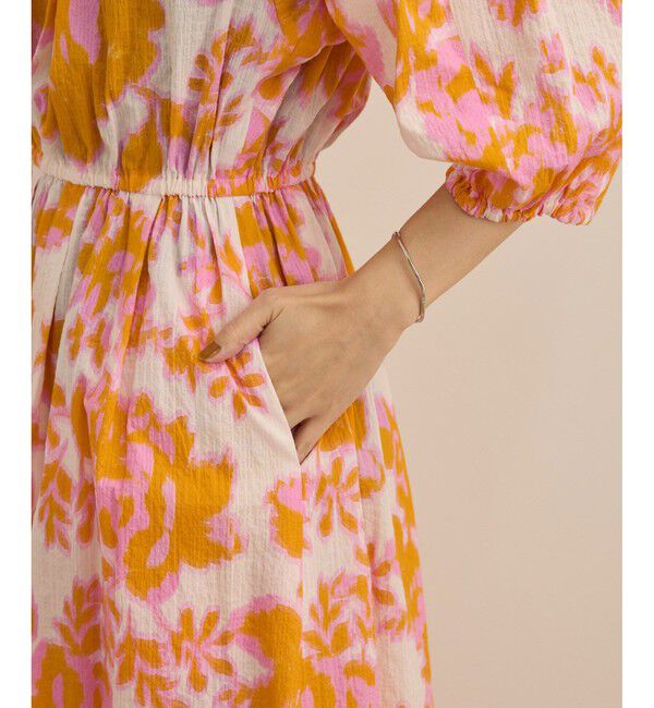 ROPE「【DEVEAUX（デヴォー）】別注ボカシフラワーウエストギャザーワンピース/洗える」|ワンピース|