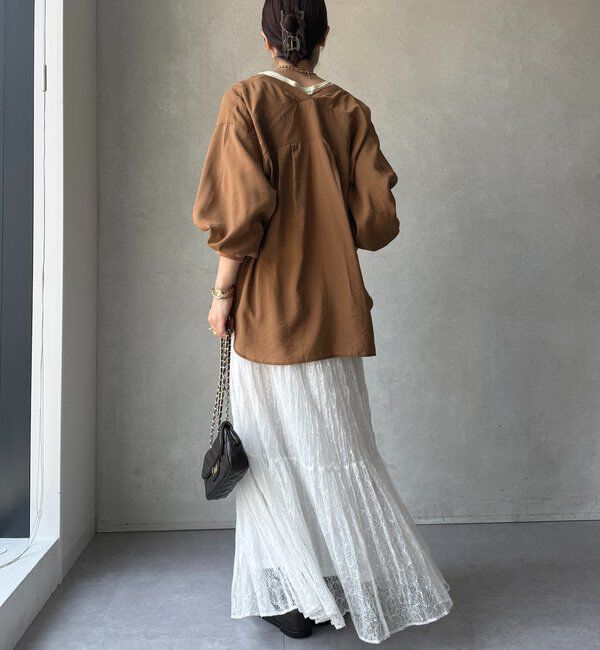  「【新色追加】GOLDボタンVVシャツ」|シャツ・ブラウス|