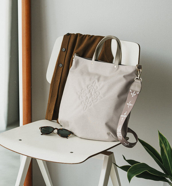  「《3/4～価格改定》スリム2WAYトートバッグ <コーデュラナイロン>」|トートバッグ|