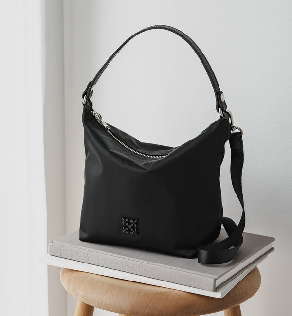  「クラウズナイロンシンプルショルダーバッグ」|ショルダー・メッセンジャー|