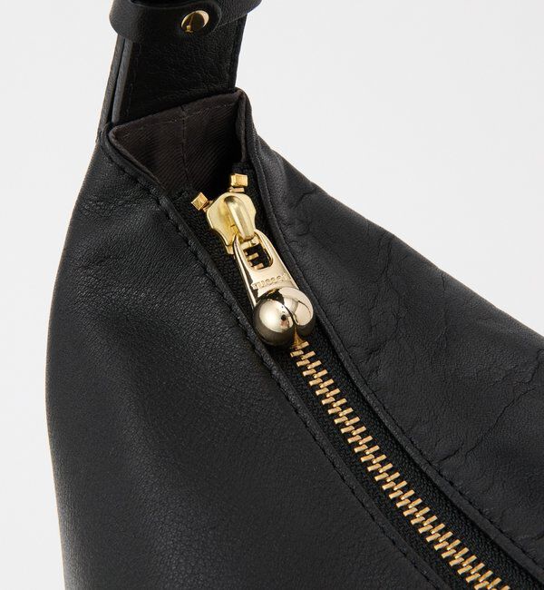  「レザーショルダーバッグ」|ショルダー・メッセンジャー|