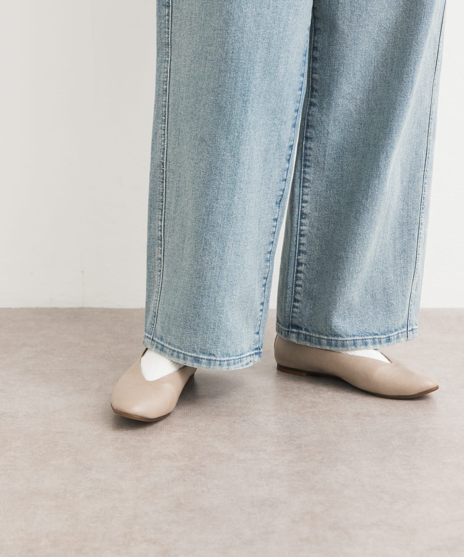 URBAN RESEARCH DOORS「Vカットパンプス」|パンプス|