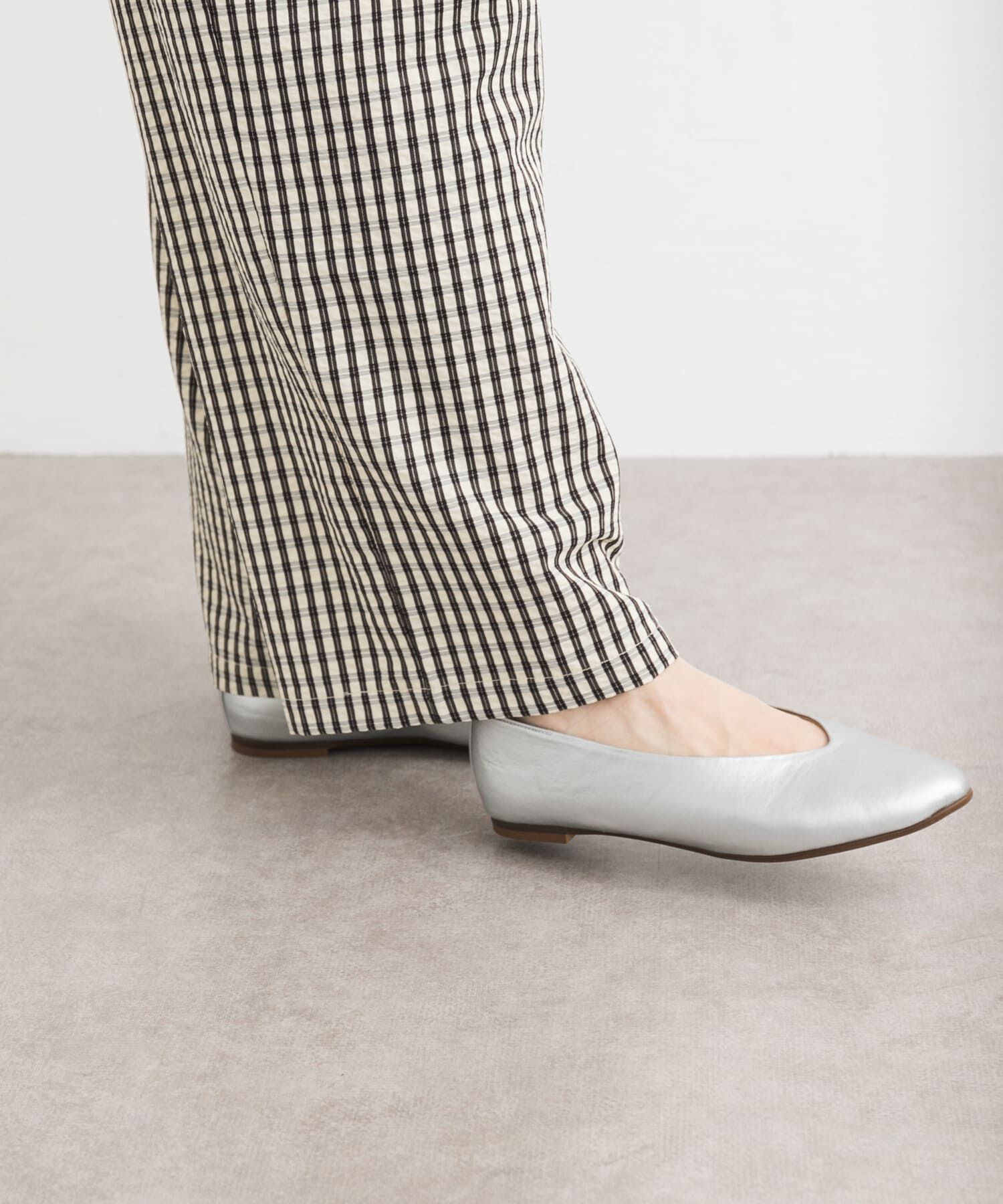 URBAN RESEARCH DOORS「Vカットパンプス」|パンプス|