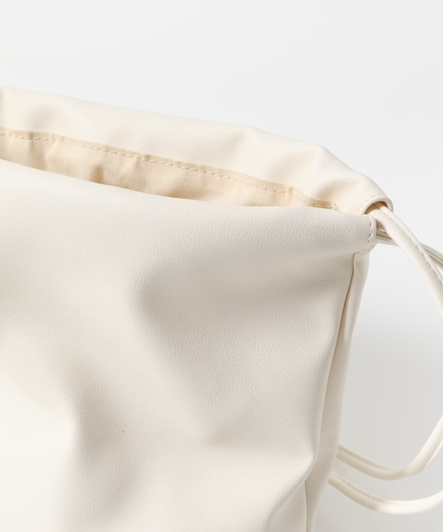 SMELLY「サークルキンチャクショルダー」|ショルダー・メッセンジャー|