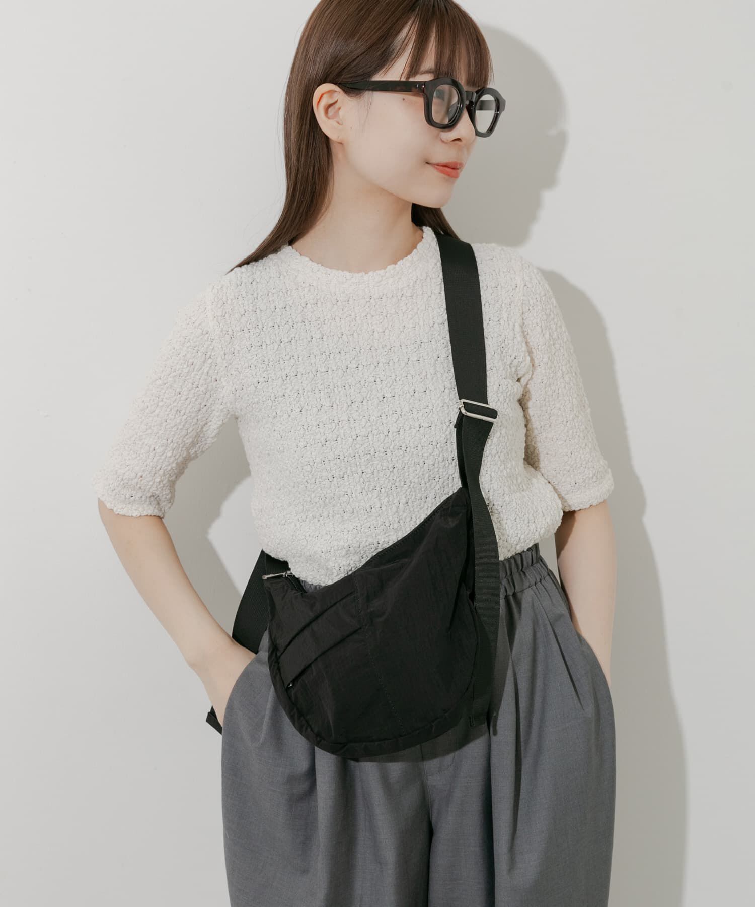 SMELLY「ハーフムーンナイロンショルダー」|ショルダー・メッセンジャー|