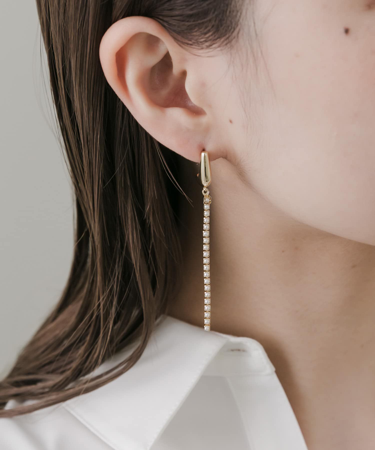 SMELLY「パールチェーンメタルカーブピアス」|ピアス|