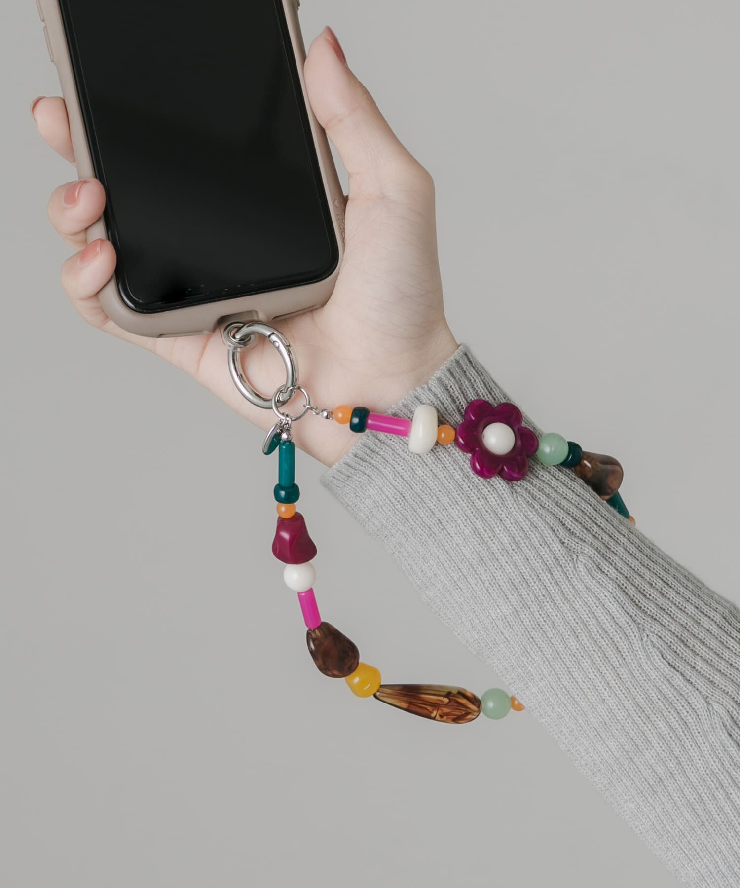 SMELLY「カラフルモチーフループキーチェーン」|チャーム・キーホルダー|ブラウン系その他
