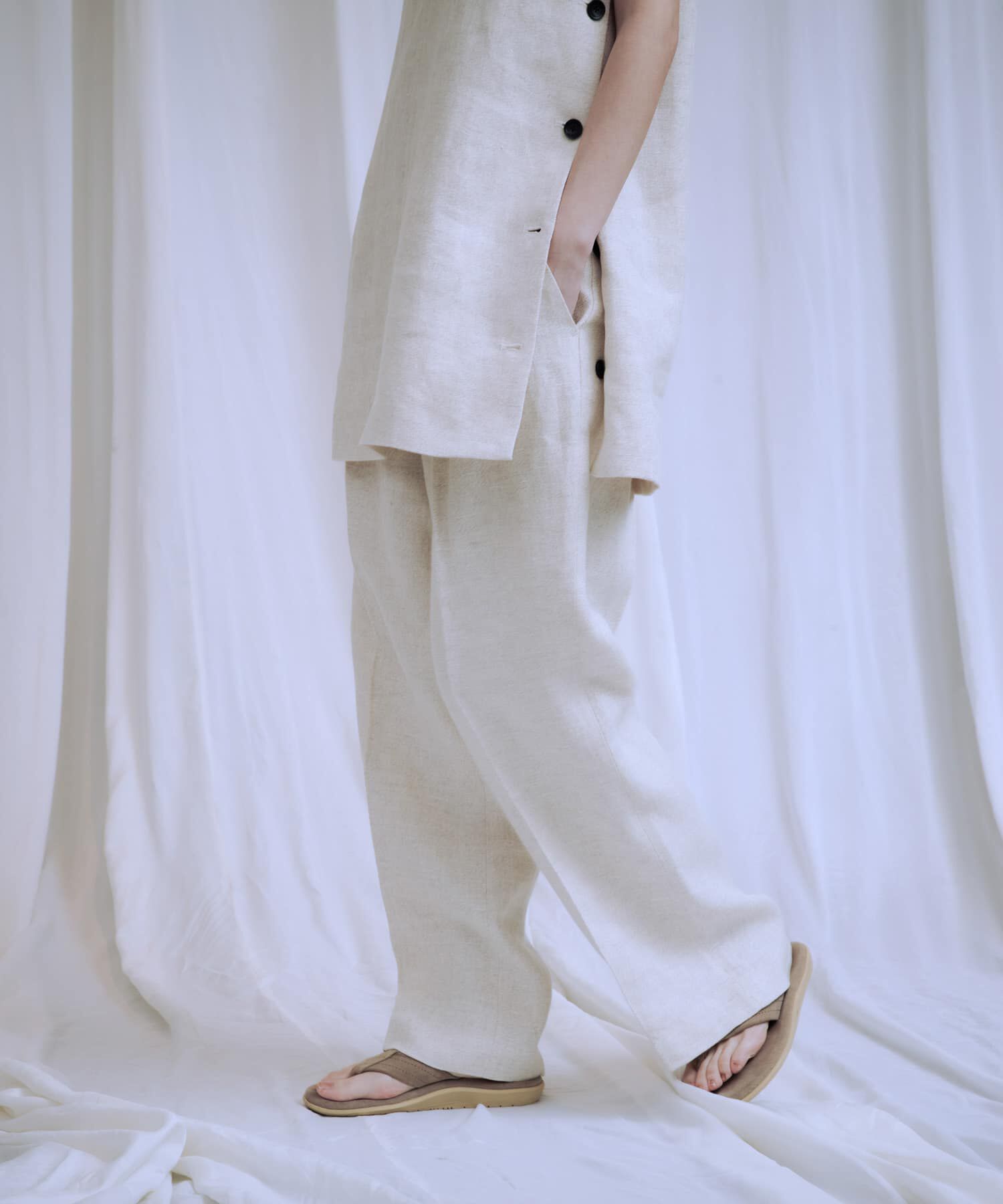 URBAN RESEARCH「『3サイズ展開』new basic　リネンハイウエストパンツ」|その他|ナチュラル