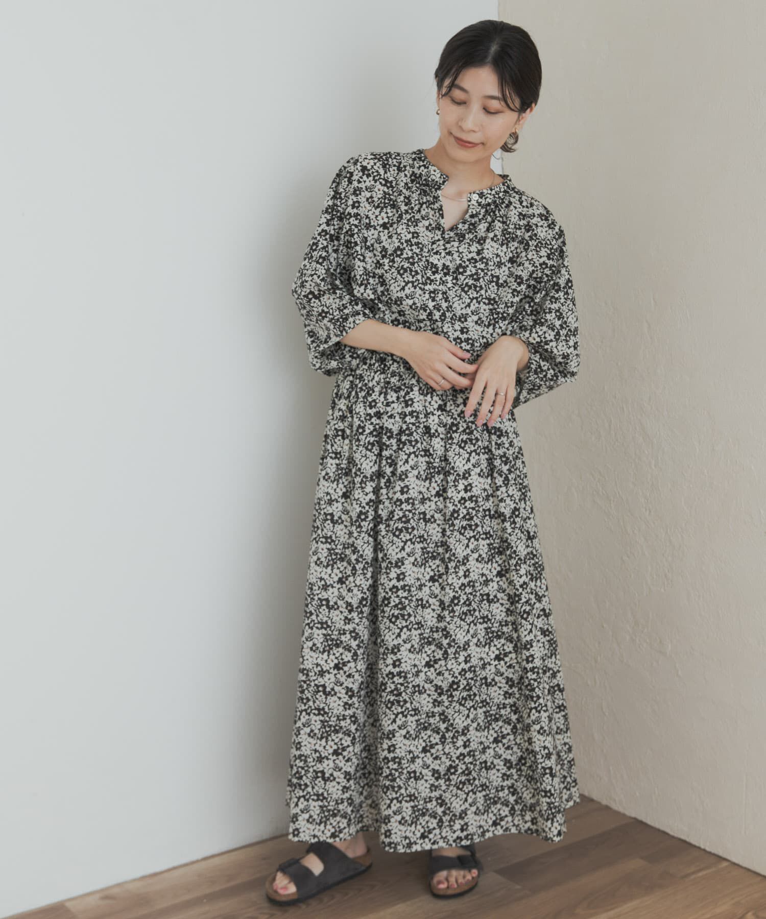 URBAN RESEARCH DOORS「フラワープリントドルマンブラウス」|シャツ・ブラウス|