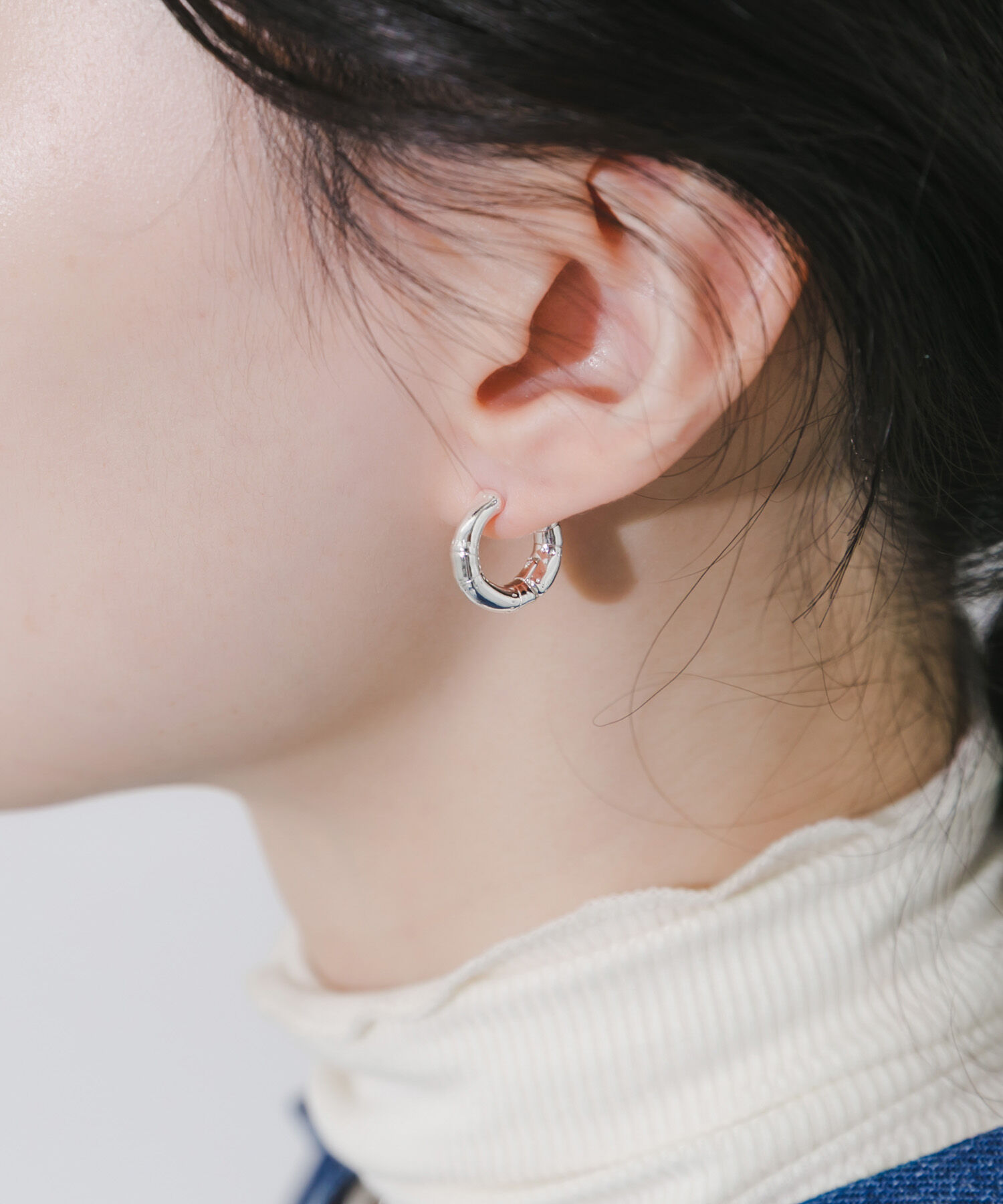 SMELLY「メタルバンブーワンタッチフープイヤリング」|イヤリング|