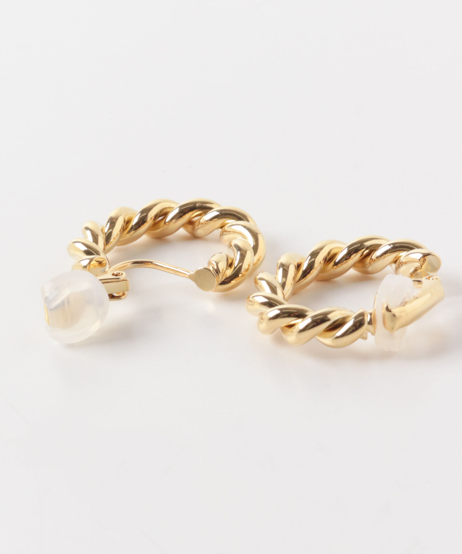 SMELLY「ボリュームツイストフープイヤリング」|イヤリング|