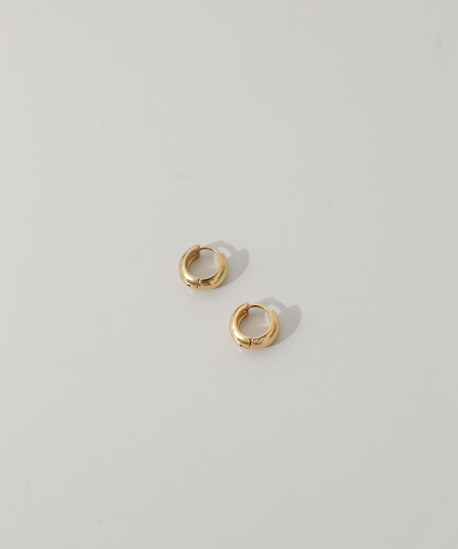 SMELLY「ステンレスプックリミニフープピアス」|ピアス|