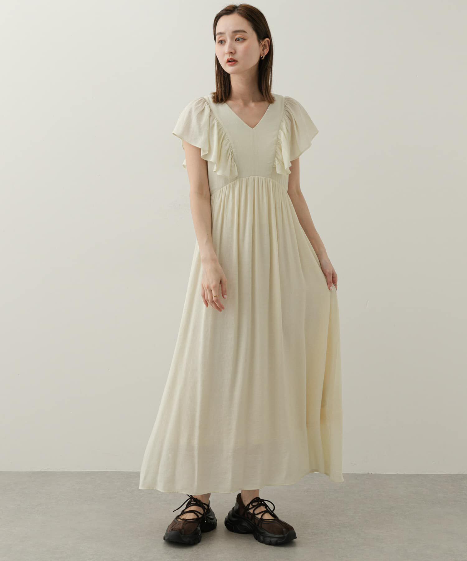 SENSE OF PLACE by URBAN RESEARCH「Vネックウエストマークフリルワンピース」|ワンピース|