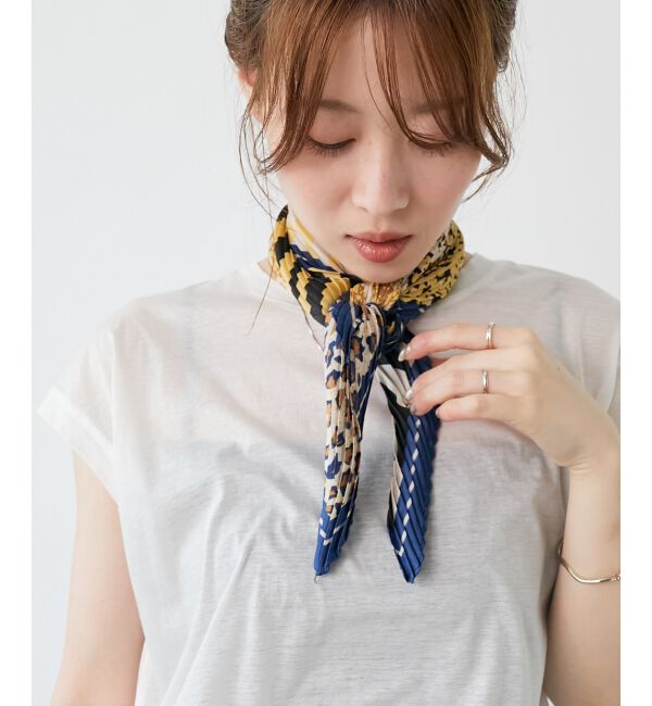  「《WEB限定アイテム》アニマルプリントプリーツスカーフ」|バンダナ・スカーフ|
