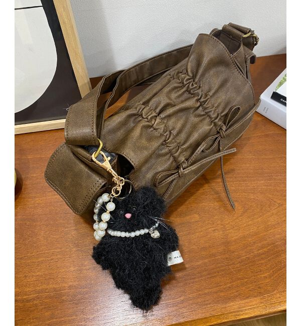 MAJESTICLEGON「ふわふわキャットキーホルダー」|チャーム・キーホルダー|