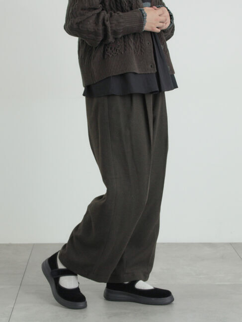 Samansa Mos2「【帯電防止裏地】ツータックストレートパンツ《M/Lサイズ》」|その他|