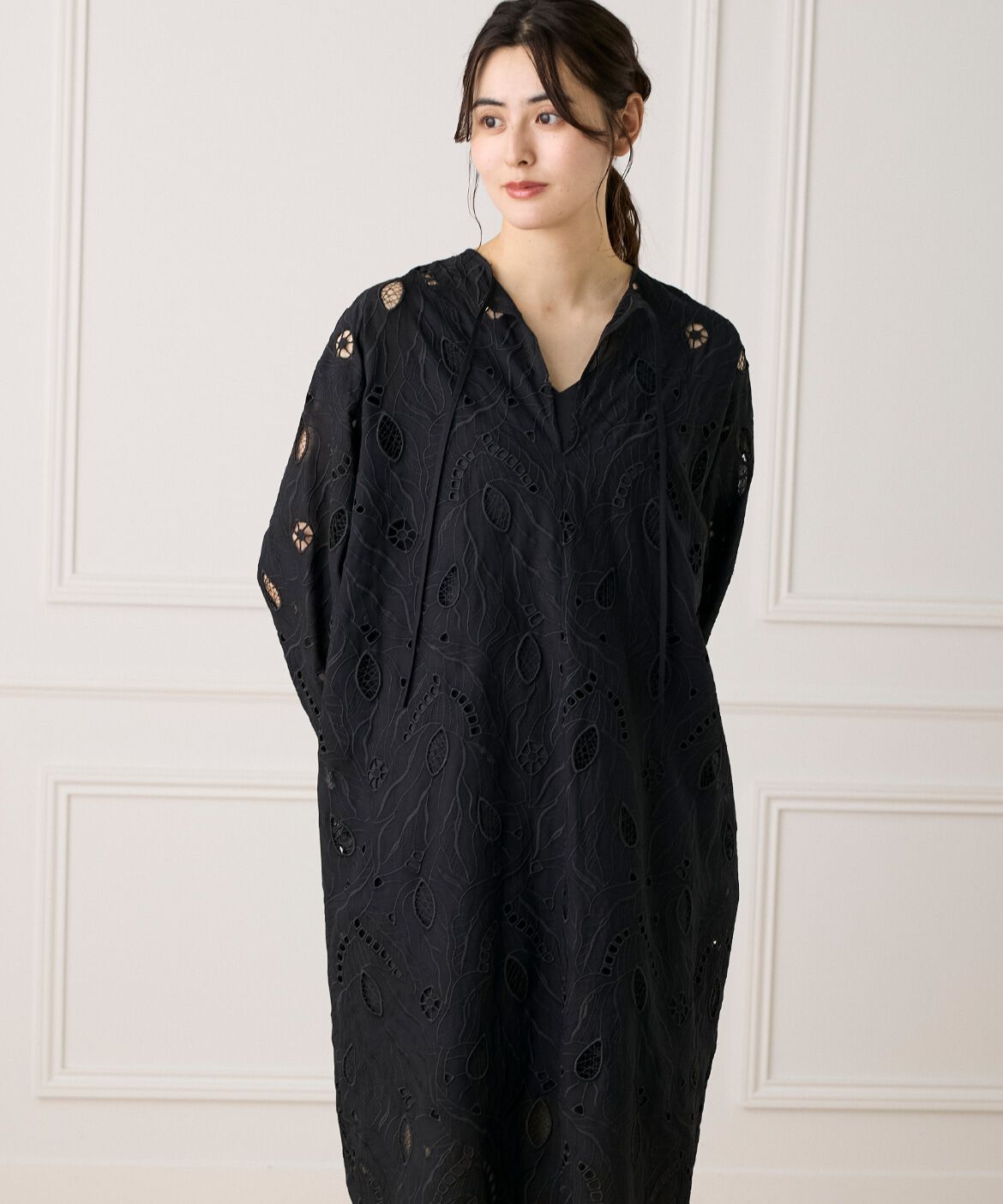 INED「レースカフタンワンピース《la veille by SUPERIOR CLOSET》」|ワンピース|ブラック