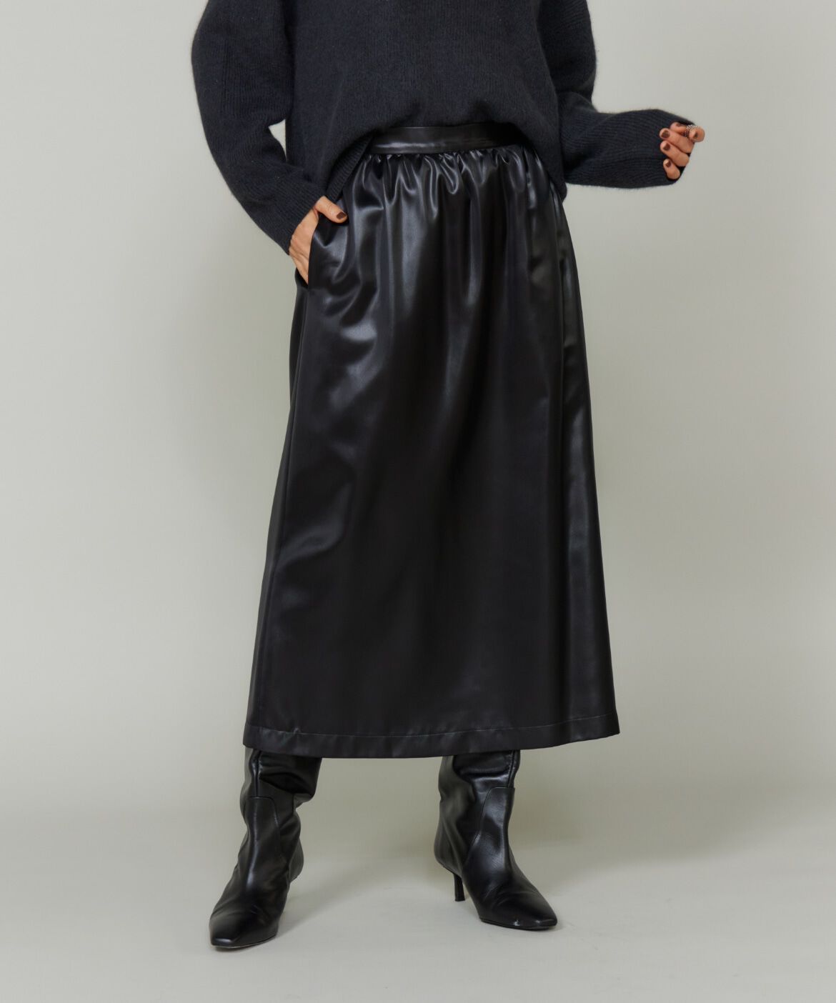 Le Souk「レザーライクギャザーストレートスカート 」|台形|