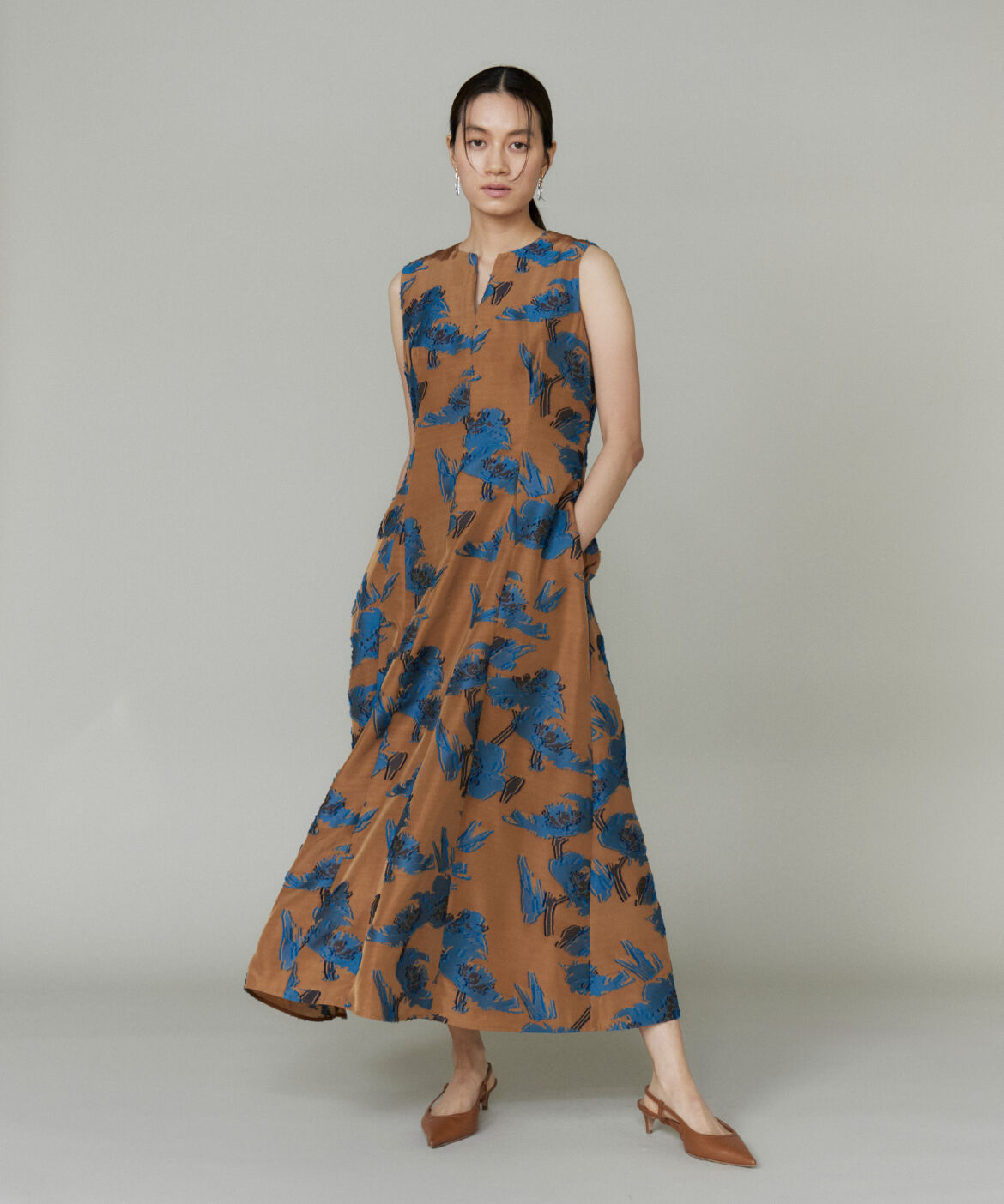 la veille by SUPERIOR CLOSET「《大きいサイズ》花柄ジャガードワンピース」|ワンピース|