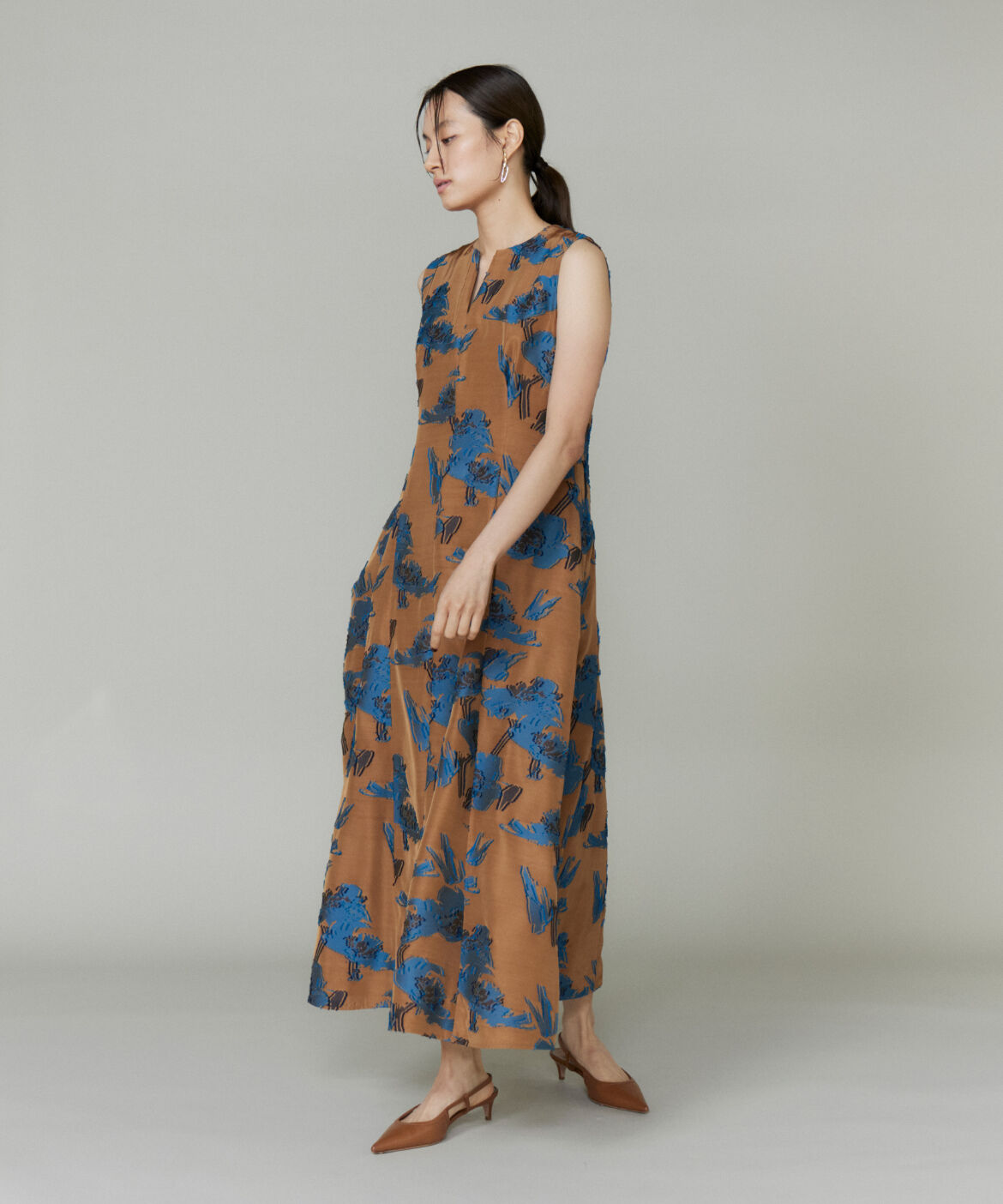 la veille by SUPERIOR CLOSET「《大きいサイズ》花柄ジャガードワンピース」|ワンピース|