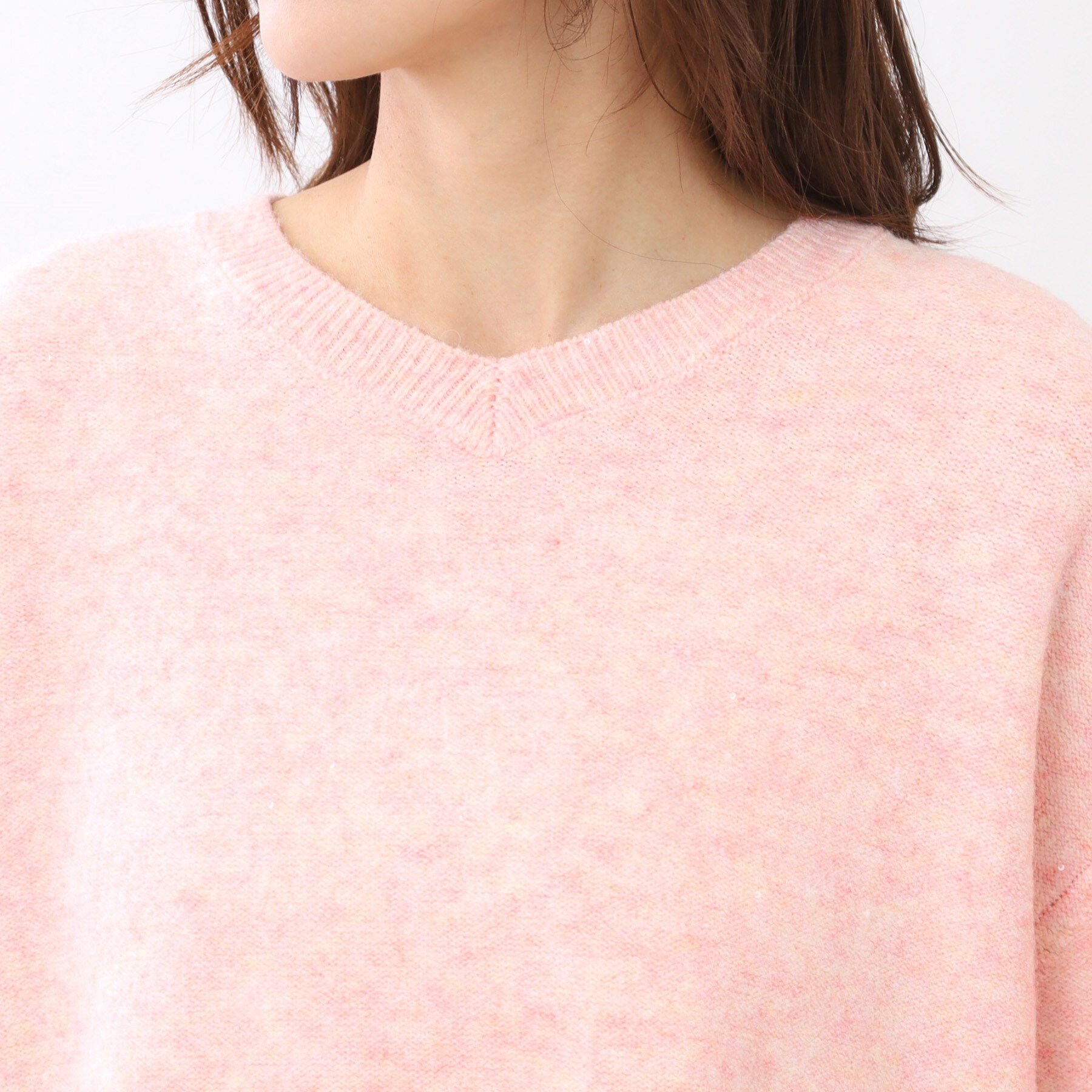 Reflect「【選べる5色／ゆったりシルエット】Vネックスパンコールニット」|ニット・セーター|