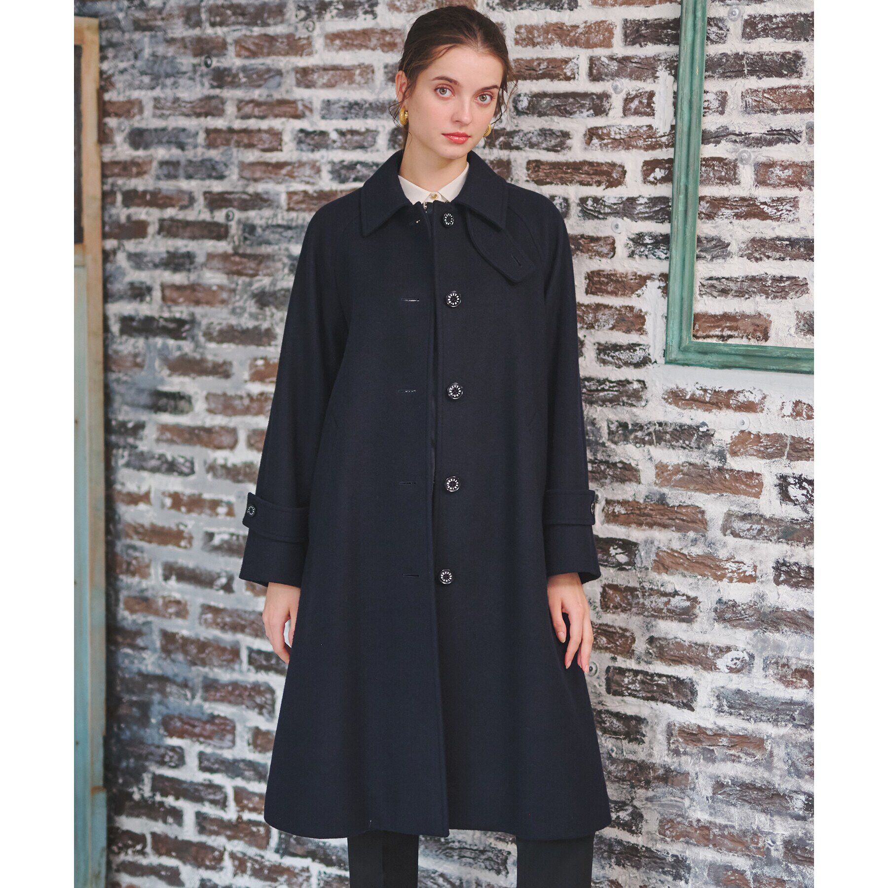 DRESSTERIOR「【大人百花冬号掲載　モデル美香さん着用】Super110sウールAラインステンカラーコート」|ステンカラーコート|