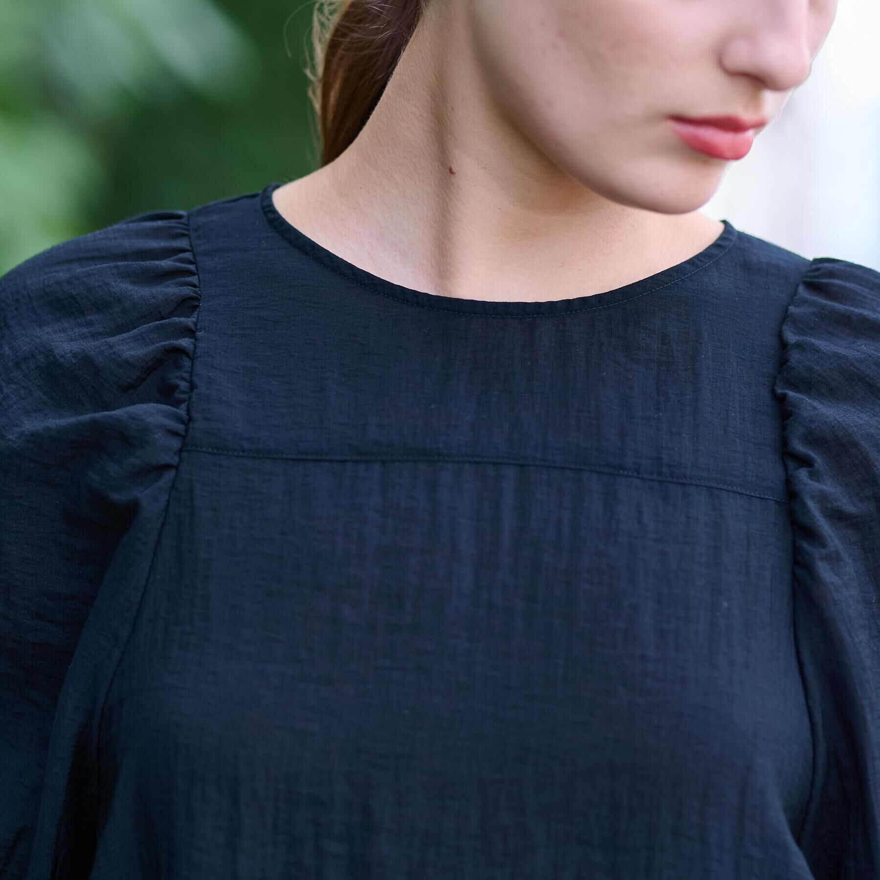 DRESSTERIOR「【洗える/清涼感】ボリュームスリーブバックジップブラウス」|シャツ・ブラウス|