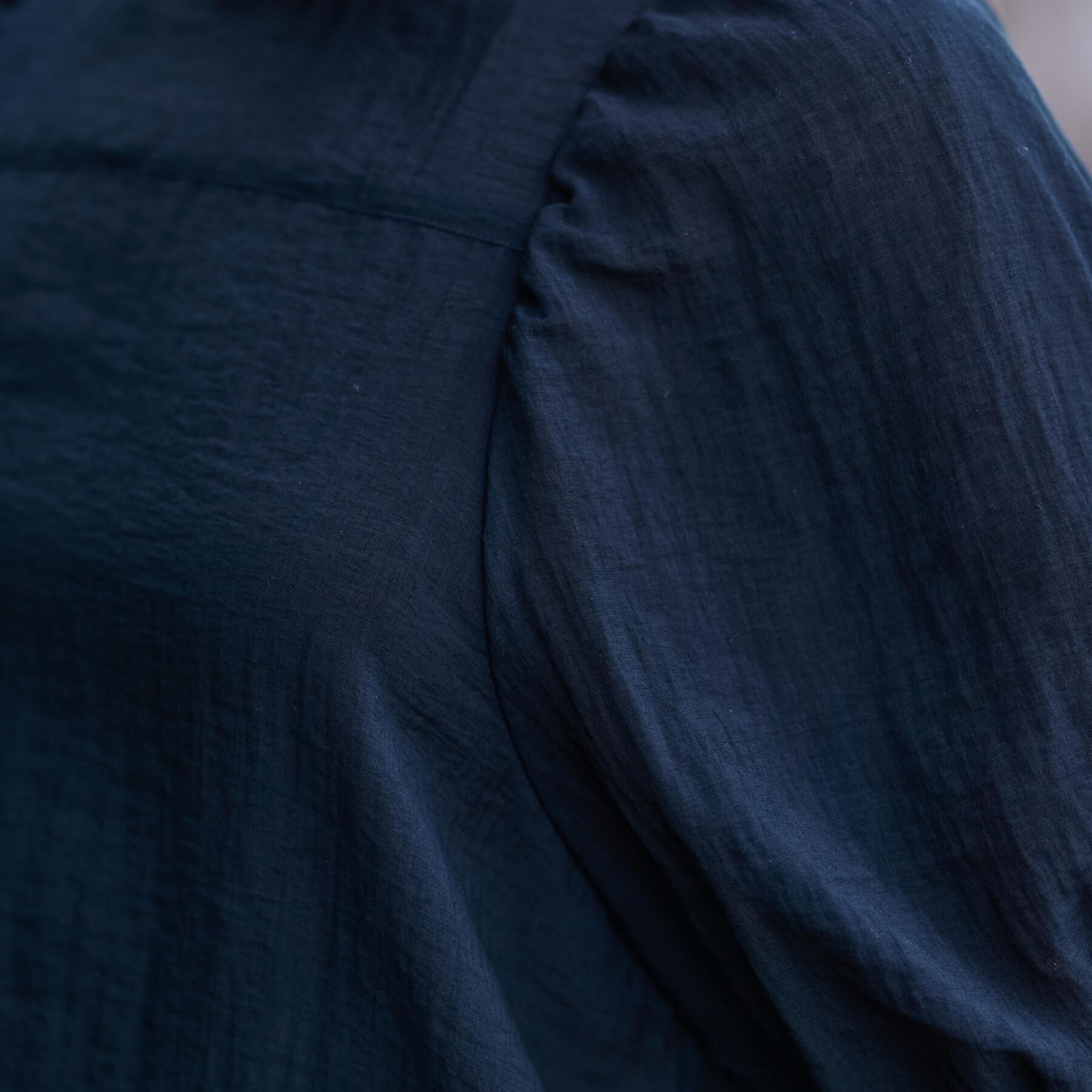 DRESSTERIOR「【洗える/清涼感】ボリュームスリーブバックジップブラウス」|シャツ・ブラウス|