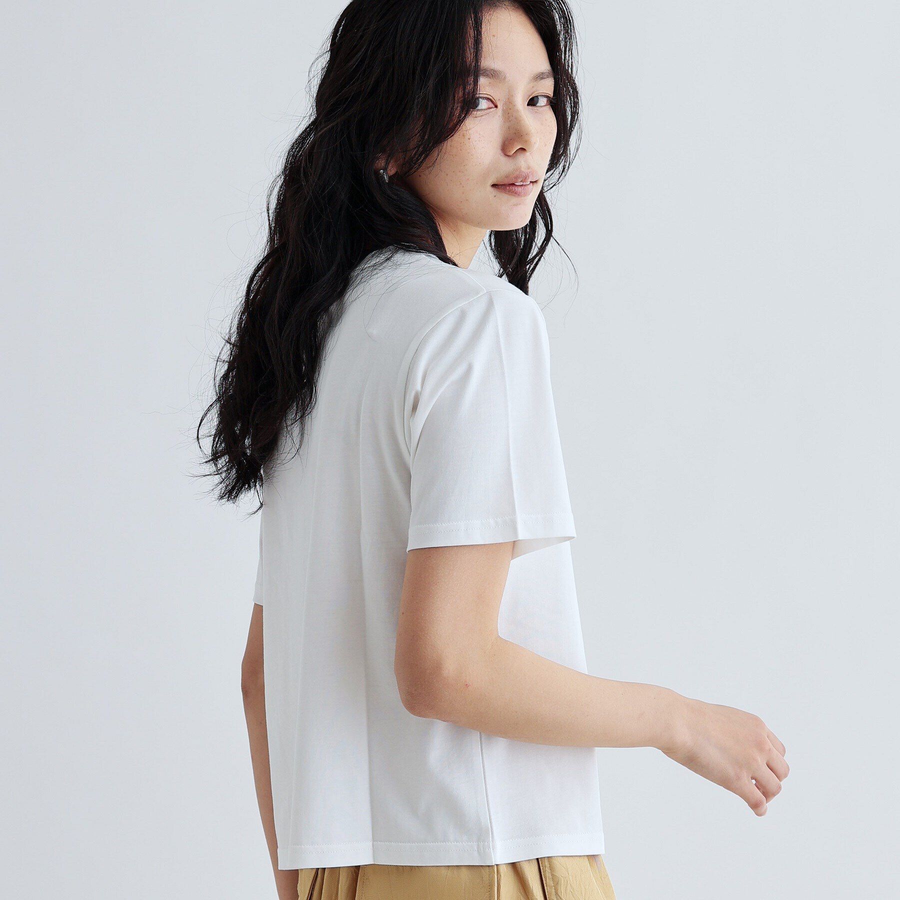 GALLEST「クロップド丈ロゴTシャツ」|Tシャツ・カットソー|